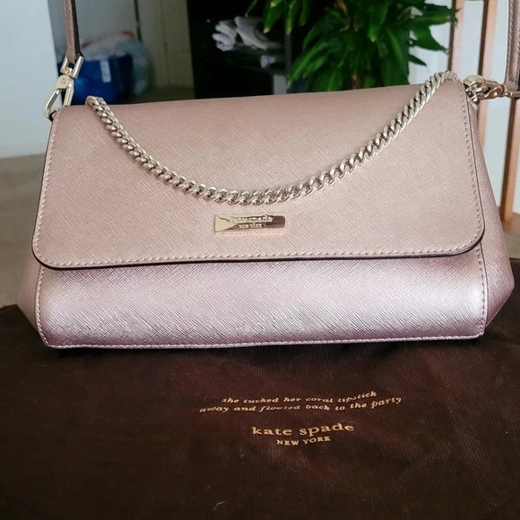 Kate Spade, small purse, Gold. - Picture 4 of 8